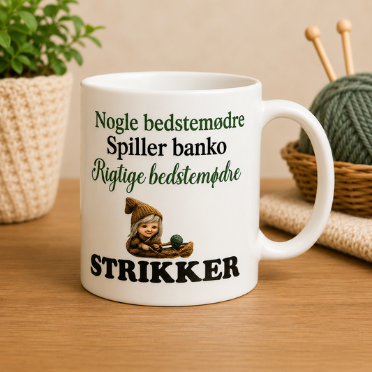 B-DESIGN|RIGTIGE BEDSTMØDRE STRIKKER
