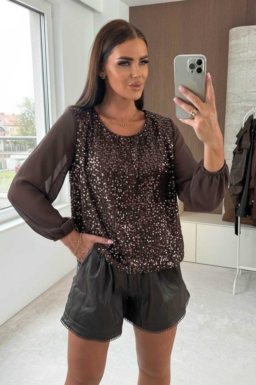 Brun pailletbluse med chiffonærmer – elegant og festklar top