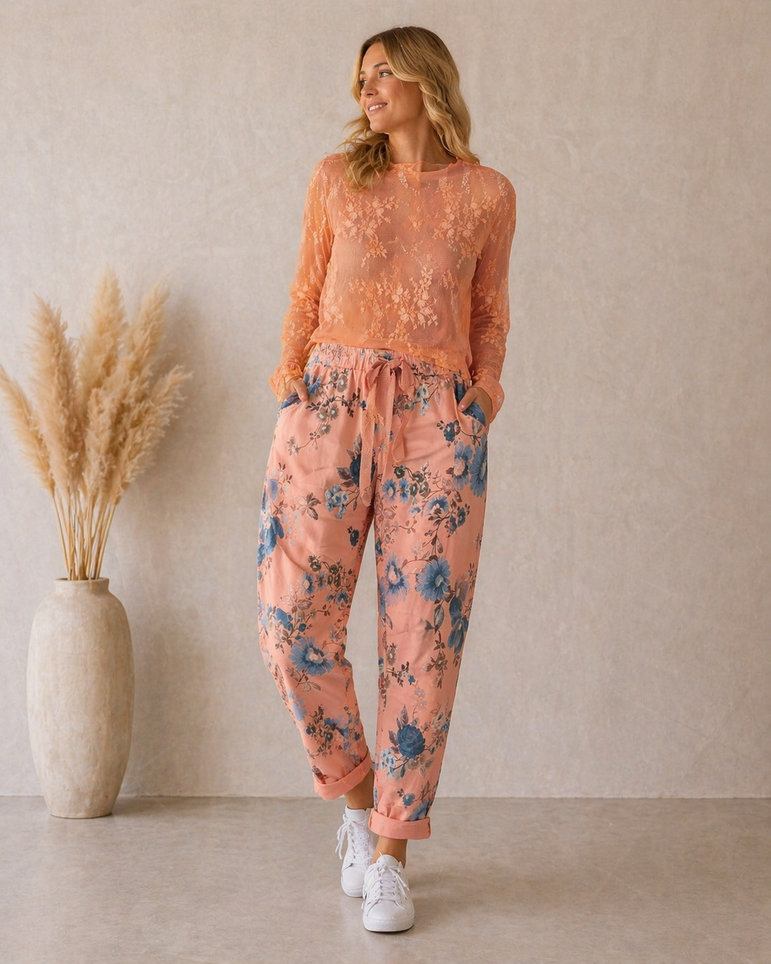 TØJHUSET 70|VIVA MESH BLONDE BLUSE|LAKESFARVET