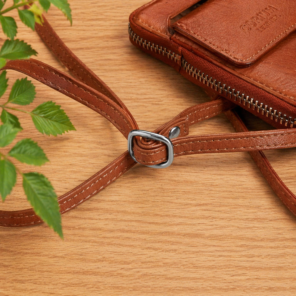 CORIUM|CROSSBODY MOBIL BAGS| COGNAC
