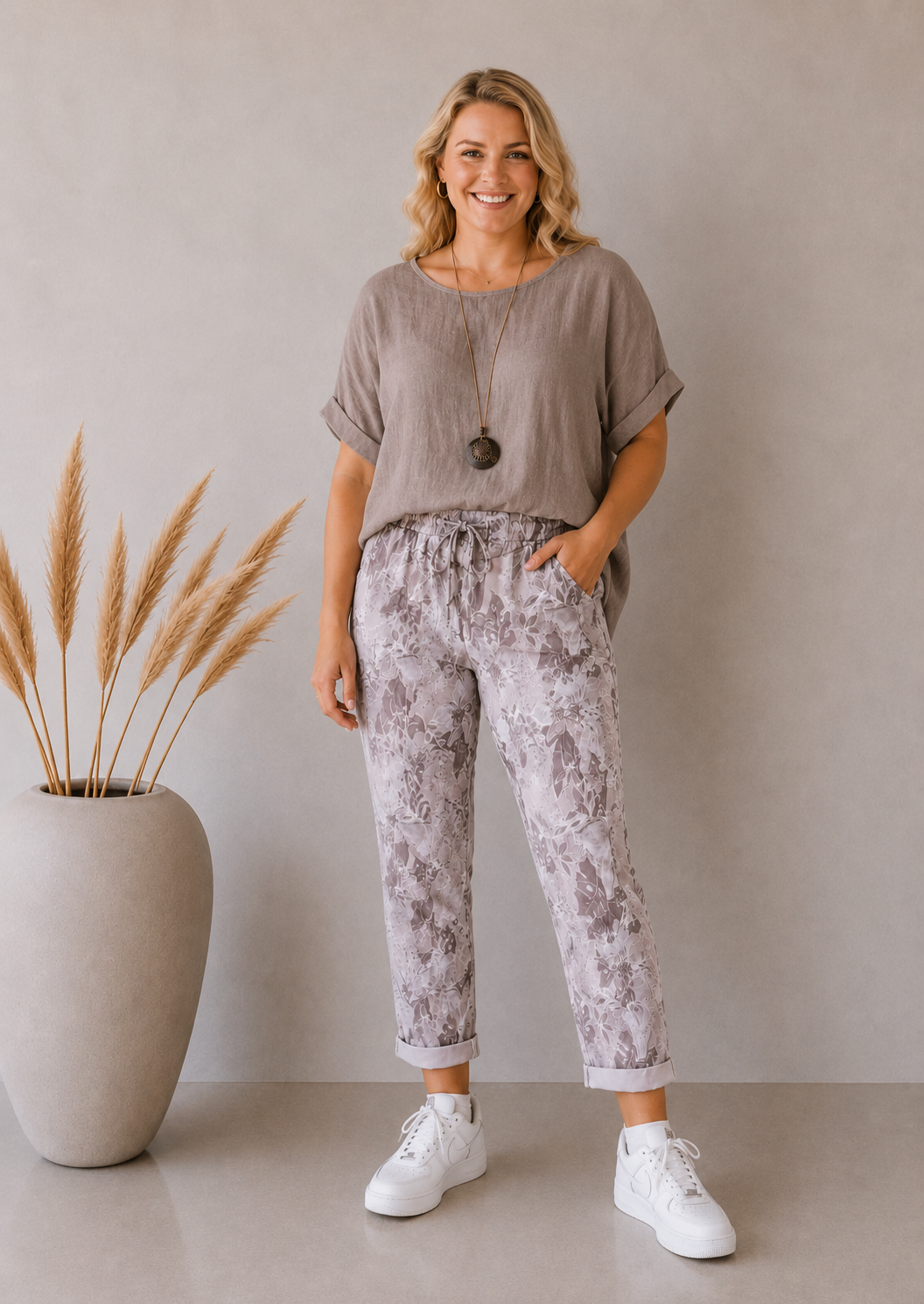 TØJHUSET 70|MAGIC FLOWER PANTS|BEIGE